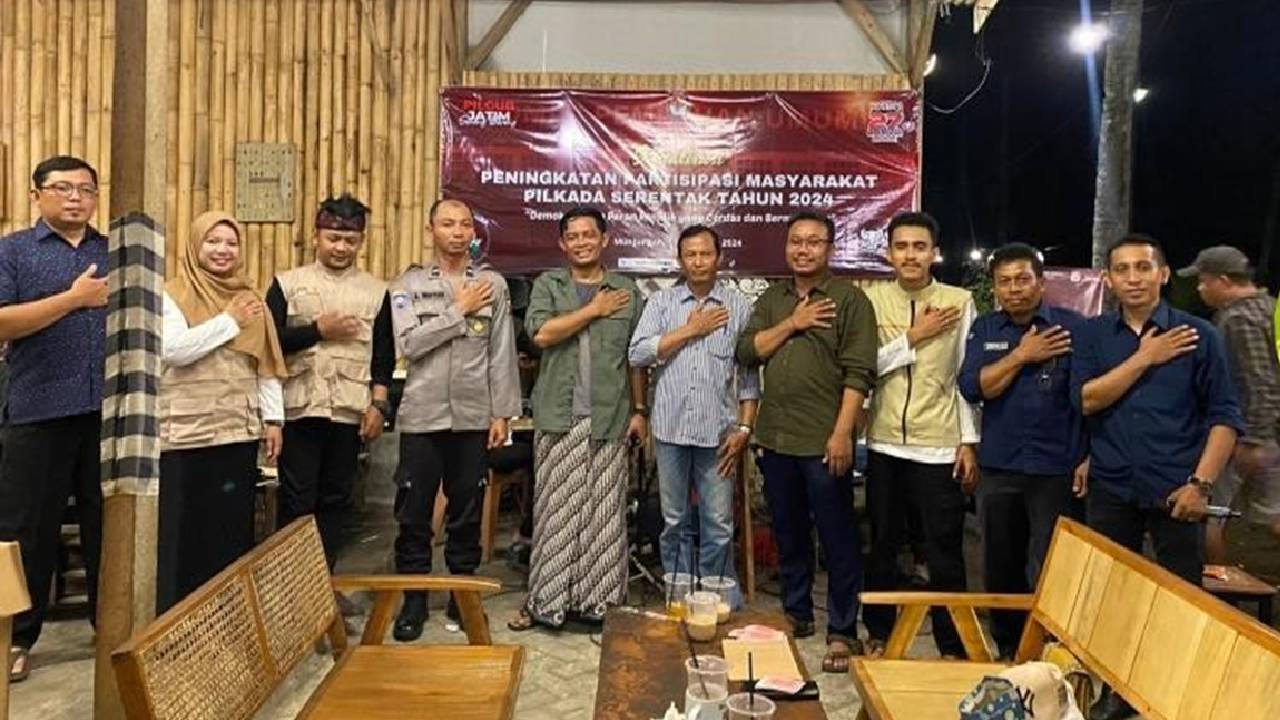 Di Balik Secangkir Kopi Robusta: Cerita Demokrasi dari Munjungan